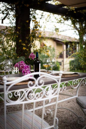 Ca' le cerque, villa surrounded by the Marche nature
